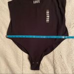 Levi's Levi’s Sleeveless Logo-Graphic Bodysuit Photo 12