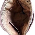 Fossil VTG  Genuine Leather Brown Crossbody Bag Tan Satchel Zip-Top Key Charm Y2K Photo 7