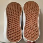 Vans  Women’s Floral Patterned Sneakers with YellowAccents Size 7 Photo 3