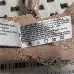 Wacoal  lace underwire bra size 34D style 65197 Photo 2