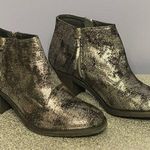 sbicca  NIB (Pewter) Gray and Black Booties Size 7 Photo 0