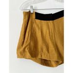 BCBGMAXAZRIA BCBGeneration Mustard Yellow Soft Knit Shorts Women’s Size 8 Photo 2