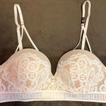 Victoria's Secret Bra Photo 0