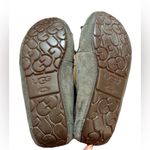 UGG  GREY LEATHER Dakota MOCCASIN SLIPPERS US Women’s 9 SN 5612 Photo 3