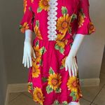 New Women’s Pink Sunflower Mini Dress size XXL For size 14 It runs small Photo 2