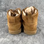 UGG Women’s 7  Neumel Lace Up Chukka Mid Boots Suede Chestnut Brown Tan Slip On Photo 3