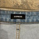 EXPRESS  Light Wash Curvy Mom Jeans Super High Rise Raw‎ Hem Size 16 Photo 2