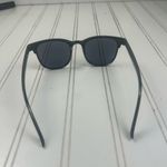 Classic Black Sunglasses Photo 3