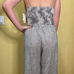 Japna  Boutique Striped Seersucker like Pantsuit Jumpsuit w Leg Slits - size M Photo 2