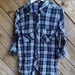 Kut From The Kloth Navy and White Plaid textured light weight dress shirt medium Photo 0