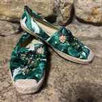 Chinese Laundry Hayden Green Tropical Print Beaded Bug Espadrilles Shoes 9/40 Photo 0