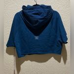Alo Yoga NWT In The Air Short Sleeve Cropped Hoodie Eclipse Blue Size M Photo 7