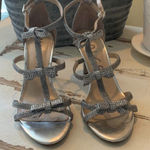 Unisa  3 Bow Silver Glitter Heel Photo 0