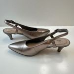 Clarks  Linvale Loop Pewter‎ Kitten Heels Pointed Toe Metallic Shoes Women Size 9 Photo 9