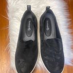 Baretraps - Black on black camo design high top slip ons by Baretrap size 8 Photo 3