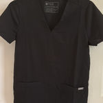 FIGS  Black Scrub Top  Photo 0