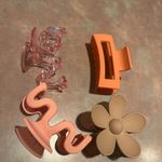 Urban Outfitters  Set of 4 Claw Hair Clips Photo 3