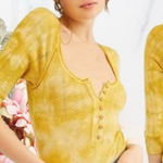 Free People 🍁 Rory Tie Dye Printed 3/4 Sleeve Henley Buttered Up Top Sz S Photo 0