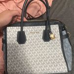 Michael Kors Purse Photo 0