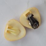 Vintage Pastel Yellow Plastic Triangle Clip Photo 3