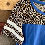 Sunshine & Rodeos Blue With Leopard‎ Sleeve Top Size Medium Photo 5