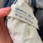 Hudson Jeans Signature Boot Cut Low Rise Form Fitting Jeans Photo 2