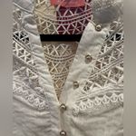 White laced button up blouse with pearled buttons Photo 6