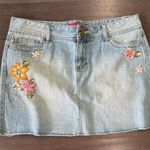 Thalia Sodi  Floral Embroidered Denim Mini Skirt Photo 0