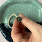 Handmade  Pearl and Flower Bracelet Photo 1