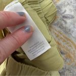 Everlane  100% linen high rise shorts size small Photo 3