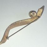 Coro Pegasus Vintage Gold Tone & Faux Pearl Brooch Shoulder Pin Photo 5