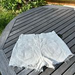 Universal Threads Highest‎ Rise White Vintage Stretch Denim Shorts size 8 Photo 5