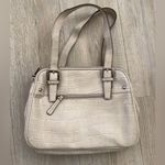 Villager  Liz Claiborne cream color faux leather handbag Photo 0