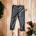 Everlast  sport Capri pants gray polyester and spandex size M Photo 3