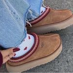 UGG  Tazz Platform Slippers Chestnut Photo 0