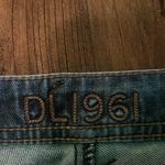 DL1961 Jo Boyfriend Twister Distressed, Low Rise Jeans. Size 25. Photo 11