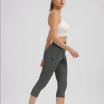 ✨ ODODOS Women's High Waisted Yoga Capris✨ Gray Size XXL Photo 2
