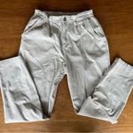 American Eagle  size 4 cream tan mom Paperbag pants school uniform neutral Photo 3