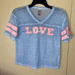 No Boundaries Junior’s v-neck t-shirt  - size small Photo 0