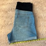 Isabel Maternity Size 14 midi short •  Photo 7