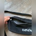 Levi's Levi’s Waist Fanny Pack Crossbody Bag Adjustable Double Zipper Black White Small Photo 3