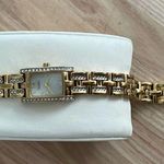 Citizen Eco-Drive Ladies Watch Crystals Pearl Dial Gold Tone Bracelet Solar Photo 3