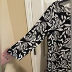 Chico's Easywear Black White Leaf Print Dress 3/4 Sleeves Size 1, M 8 Photo 2