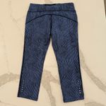 Nike  Dri-Fit Zen Epic Running Crop Leggings Women’s Large Blue Abstract Athletic Photo 7