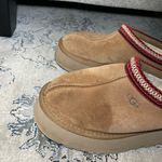 UGG  Tazz Platform Slippers Photo 8