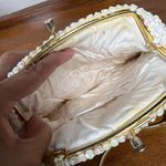Vintage Richere Ivory Beaded Floral Clutch Purse Evening Bag Made in Hong Kong White Photo 3