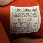 Columbia Woman’s Hiking Shoes Size 6 Photo 7