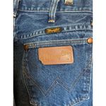 Wrangler  Jeans size 9 women's Blue  straight leg Photo 3
