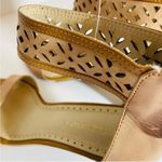 Adrienne Vittadini  Sereen Opaline Leather Sandals Size 8 NWOT Photo 8