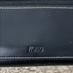 wilson's leather  Smooth Black Full Zip Wallet with Contrasting Stitching Photo 4